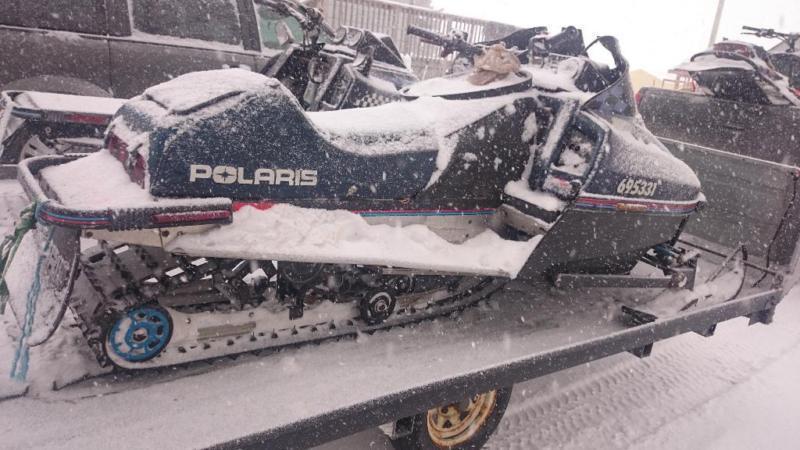 1993 polaris indy with a 96 xcr motor in it parting out