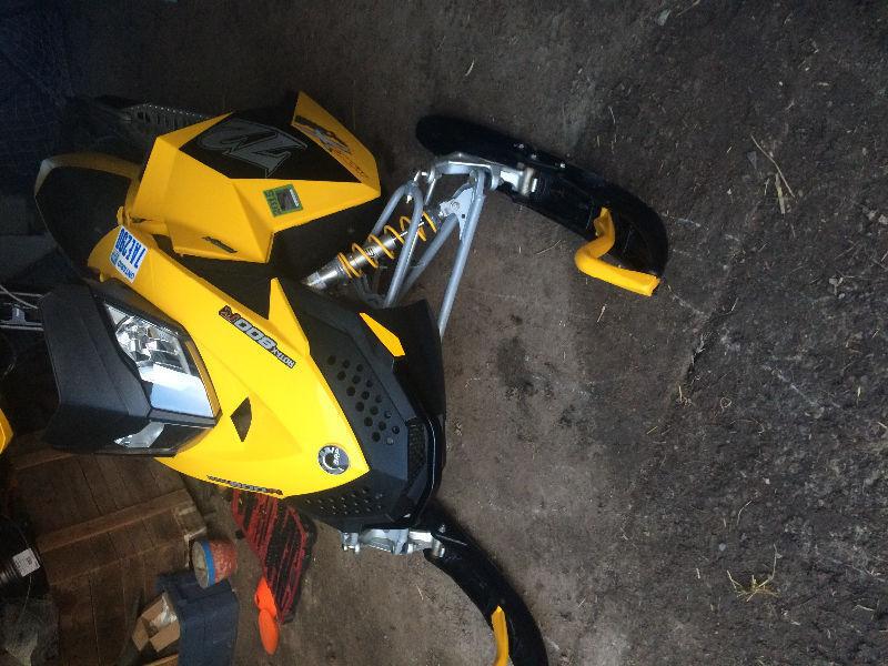 2008 SKIDOO MXZ 800R