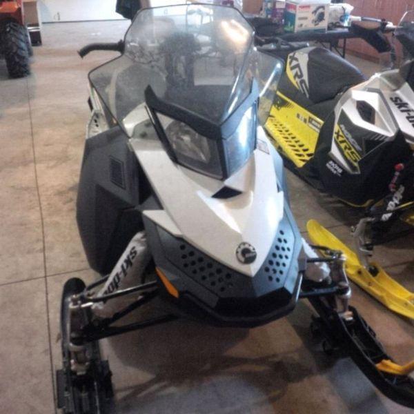 2009 Ski Doo MXZ X 800 R