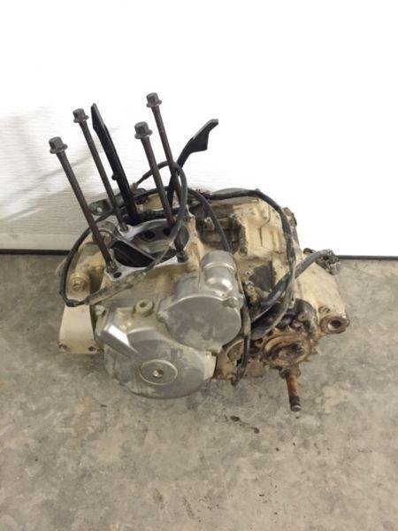 Base moteur suzuki ltz 400/kawasaki kfx 400/artic cat dvx 400