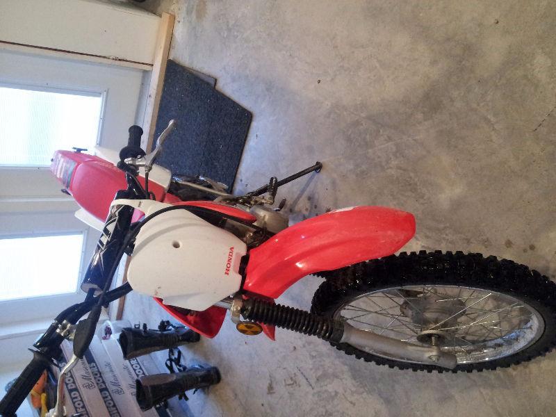 09 CRF100 Low Hours!