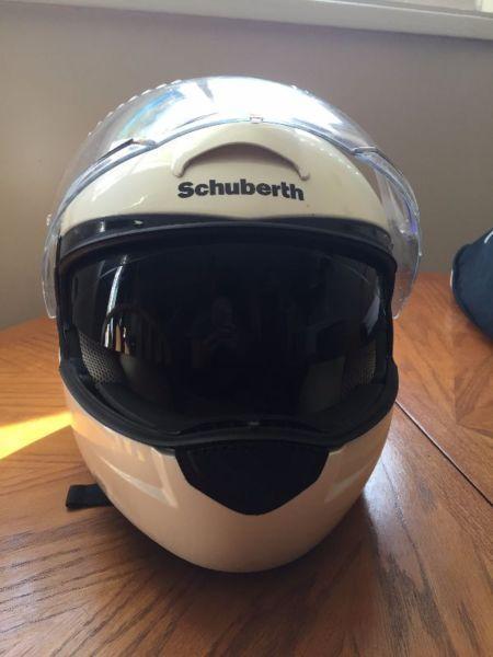 Ladies Size Small C3W Schuberth Helmet- Awesome Condition