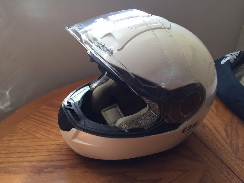Ladies Size Small C3W Schuberth Helmet- Awesome Condition