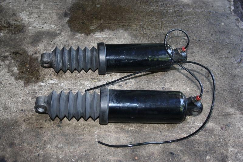 Rear air shocks from 2007 Ultra Classic