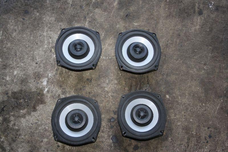 Stock speakers front & back from 2007 Ultra Classic