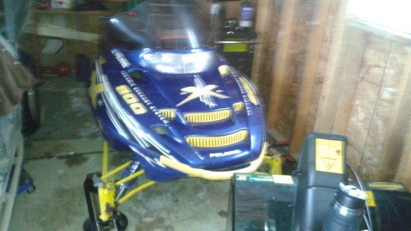 2002 Polaris Edge 700