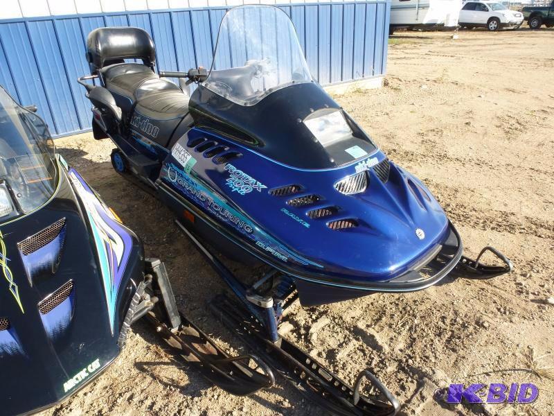 Grand Touring 2 up sled 700cc Triple