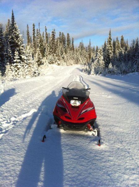 1997 Yamaha Mountain Max snowmobile