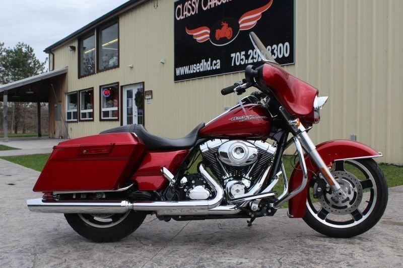 2012 HARLEY-DAVIDSON STREET GLIDE FROM CLASSY CHASSIS & CYCLES!