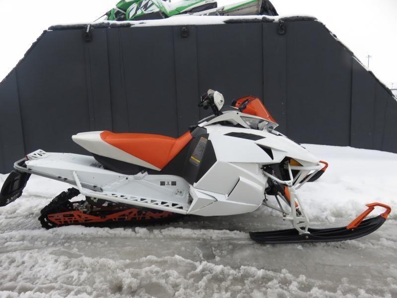 2012 Arctic Cat F1100 TURBO 36,60$/SEMAINE