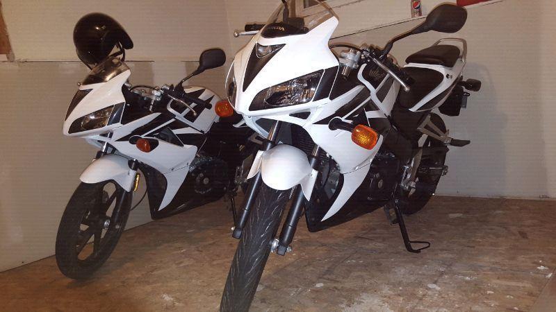 Two, Honda CBR 125r bikes