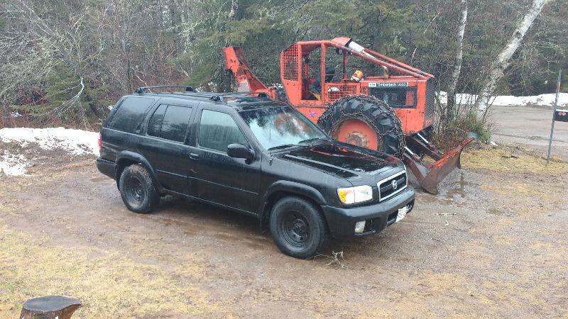 2002 Nissan Pathfinder. Needs work on front strut tower. Trade ?