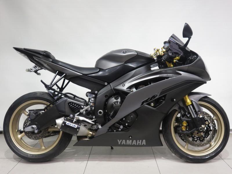 2014 Yamaha R6 42,32$/SEMAINE