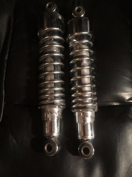 Harley Davidson XLH 13 1/2 Shocks P/N: 54566-94 G584-00