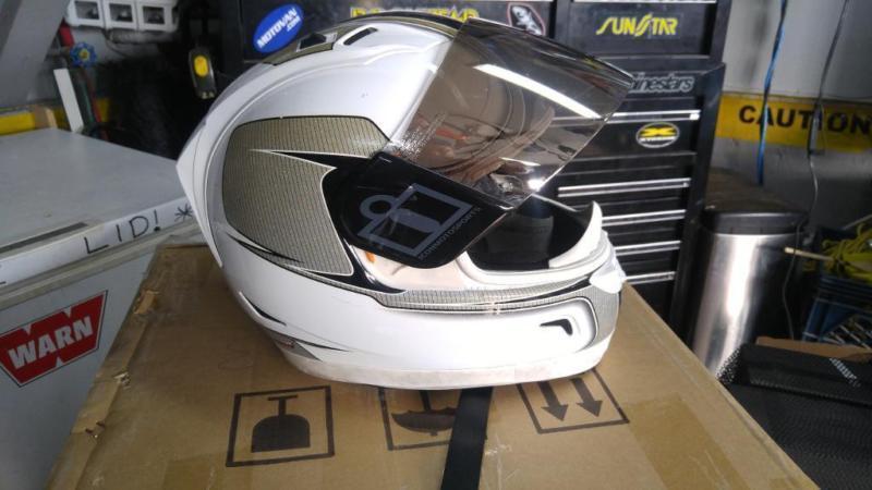 Small white Icon motorcycle helmet (Great condition)