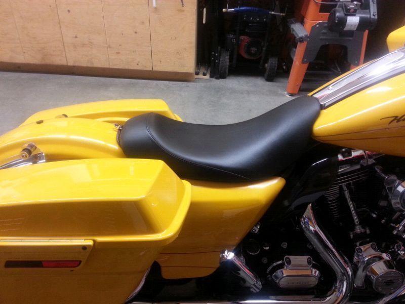 Harley touring solo seat