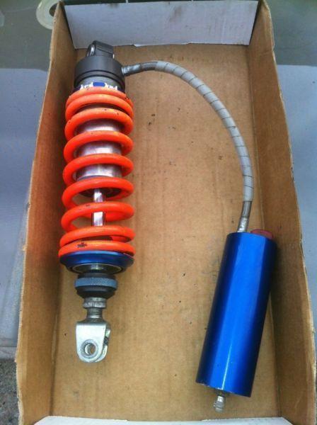 FOX RACING SHOCK FITS GSXR750 BANDIT 1200 AND OTHERS