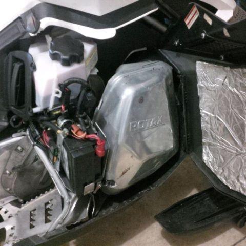 2009 Ski Doo MXZ X 800 R