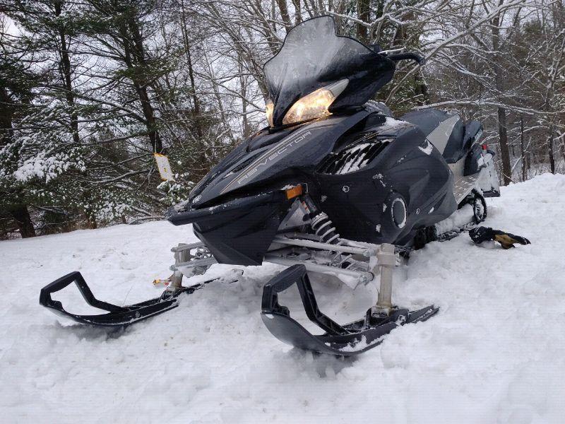 2013 Yamaha Vector PS (New non current) 4stroke 1053cc not Apex