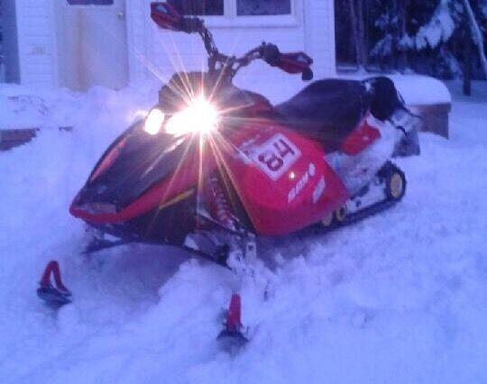 2005 Ski Doo MXZ 600