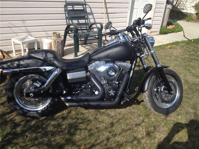 08 dyna fat bob FINANCING AVAILABLE !!