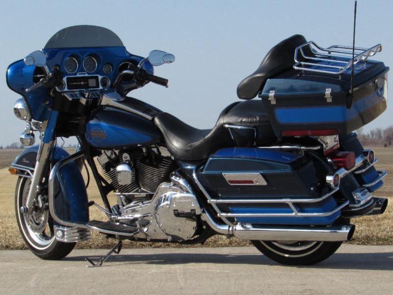 2004 Harley-Davidson FLHTC Electra Glide Classic Fuel Injectio