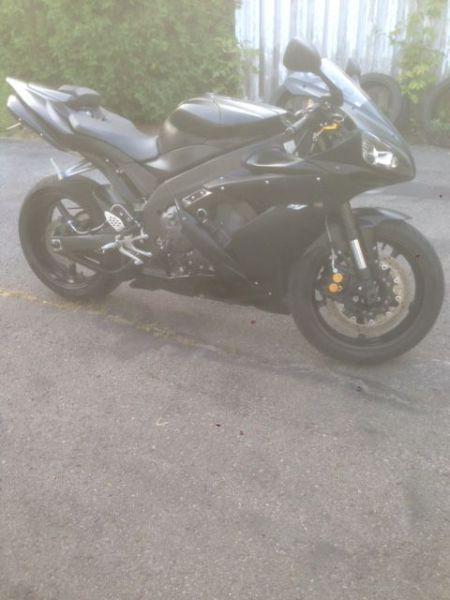 2005 yamaha r1 noir
