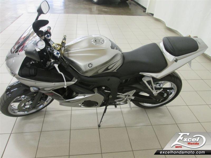 2004 Yamaha YZF-R6