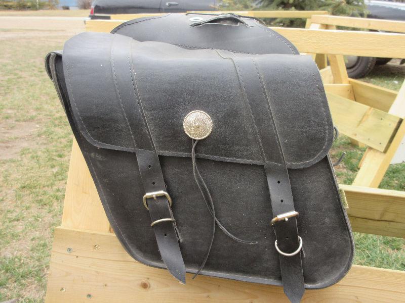 SADDLE BAGS FOR SMALLER CRUISER/LARGER BIG BIKE