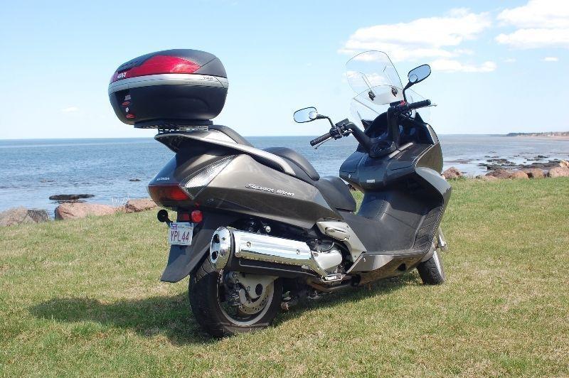 HONDA SILVERWING 600cc SCOOTER (SILVER WING)