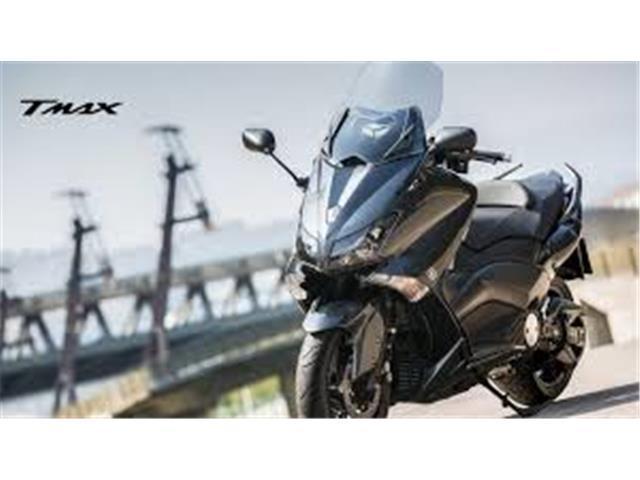 2014 Yamaha Tmax. . . Brand New !!