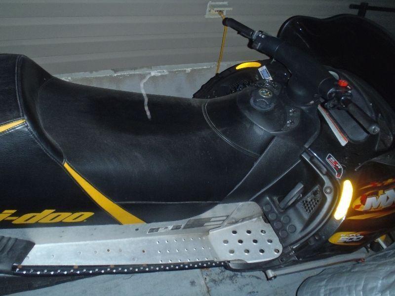 2002 Skidoo MXZ 500