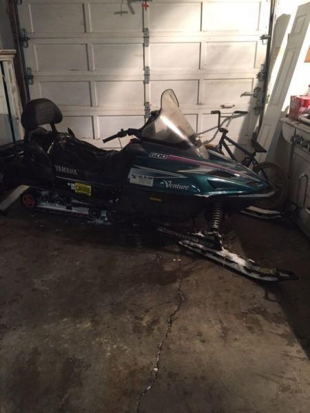 2000 Yamaha venture 600 $1400