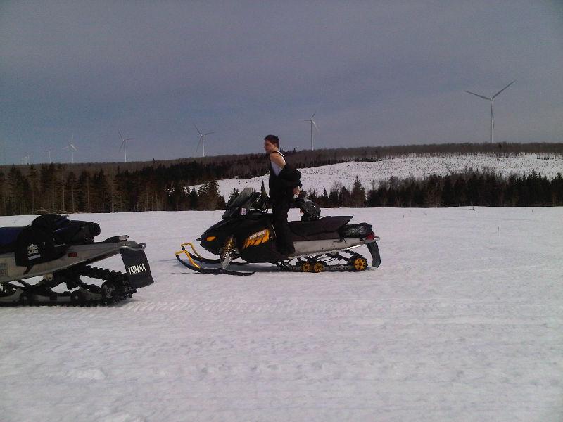 2009 Ski Doo MXZ 600 Etec