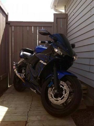 2004 yamaha r6