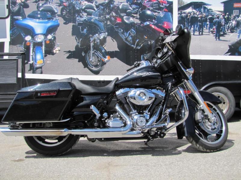 2013 Harley-Davidson® FLHX103 - STREET GLIDE