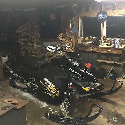 2010.5 Skidoo MXZ 800R E-TEC with only 5600 miles