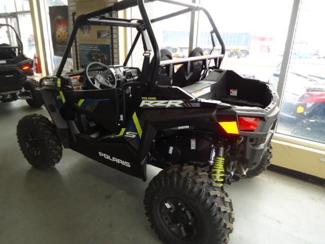 POLARIS RZR 1000 EPS