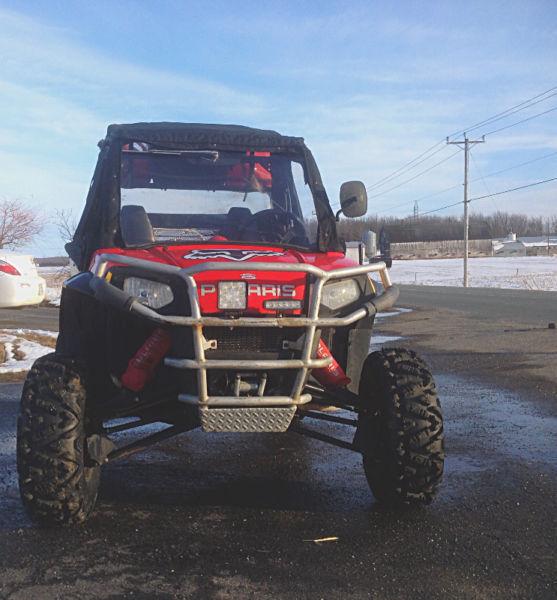 Polaris rzr 800s avec moteur apex 1000cc