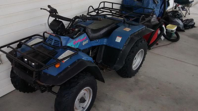 GREAT CONDITION 4x4 QUAD- ONLY 1700 KM !!!!!!!!!!