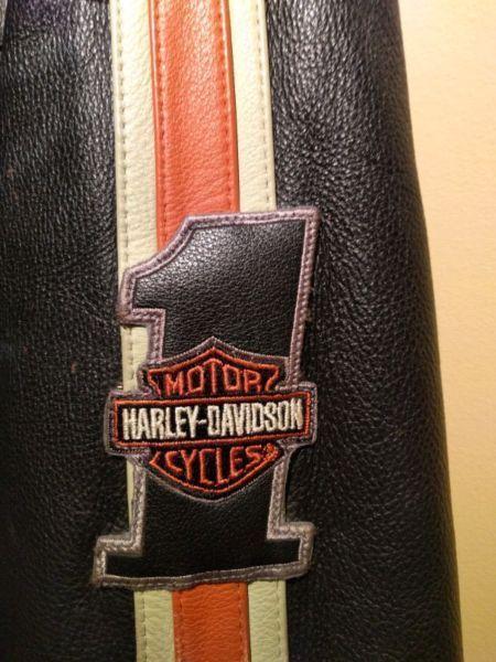 Genuine Harley Davidson Leather Jacket!!!