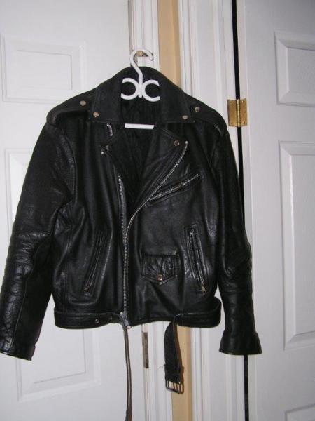Motorcycle jacket and gloves