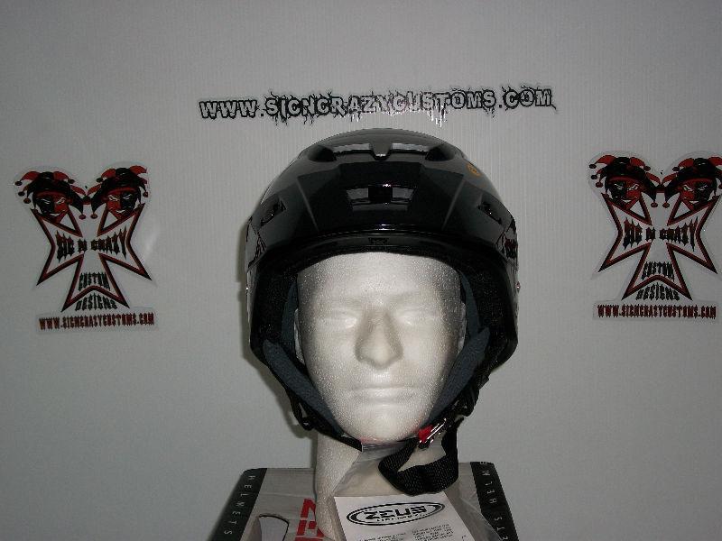 ZEUS Gloss Silver, Half Helmet