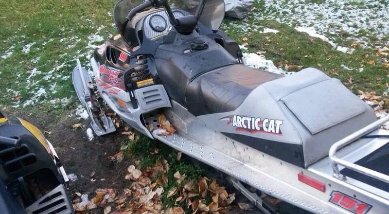 Must sell!! 2004 arctic cat 800