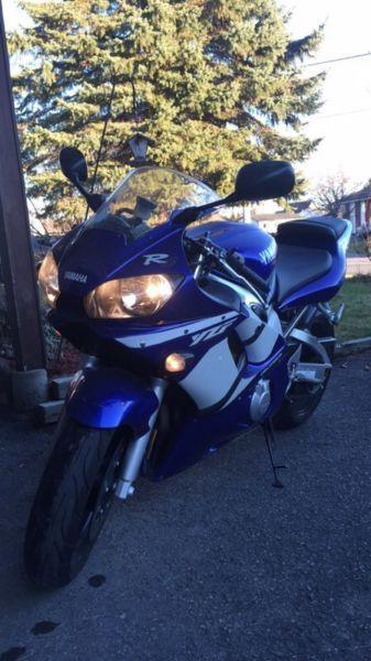 2002 Yamaha r6