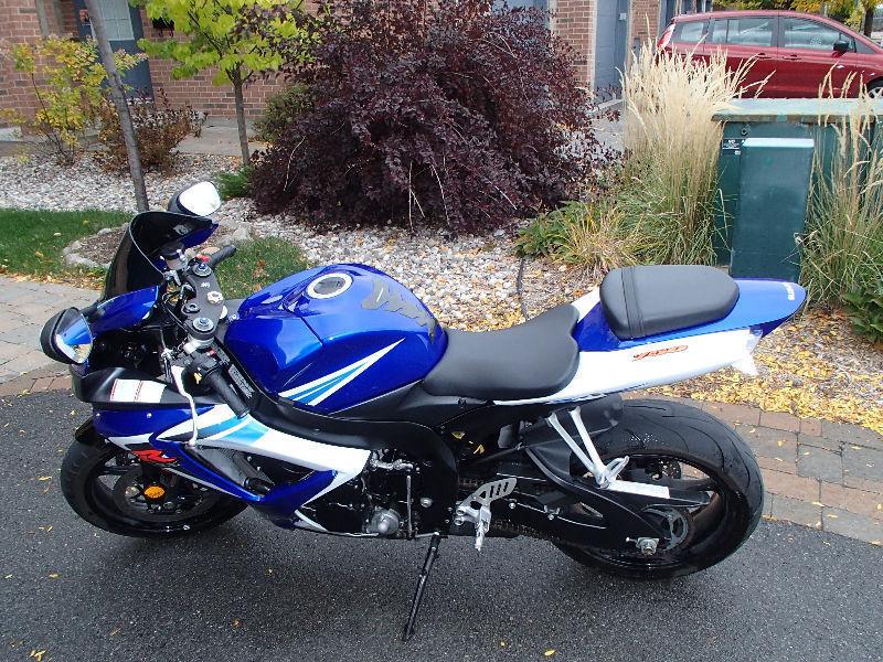 Mint - 2006 GSXR 750 with extremelly low KM