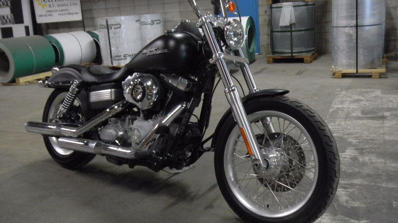09 street bob in mint condition