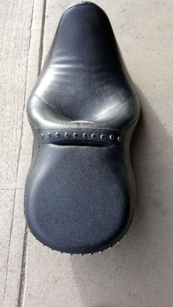 Harley touring seat