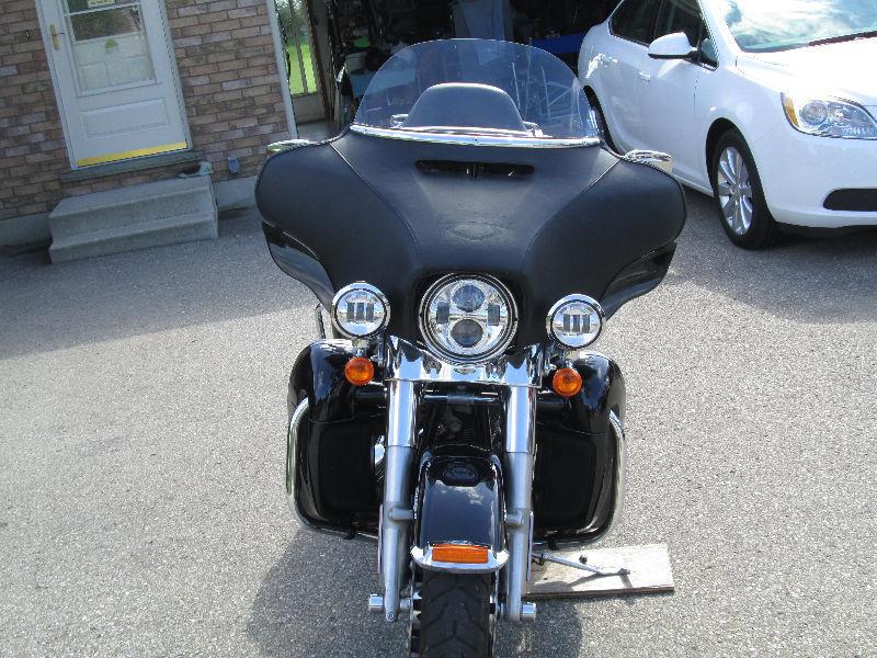 2014 HARLEY ULTRA CLASSIC MIDNIGHT PEARL CENTER STAND NICE