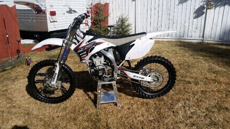 ** YAMAHA YZ450F SPECIAL EDITION ** MINT CONDITION !!!!